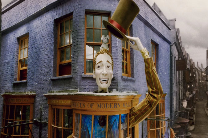 فروشگاه شوخیهای دوقلوها: Weasleys’ Wizard Wheezes